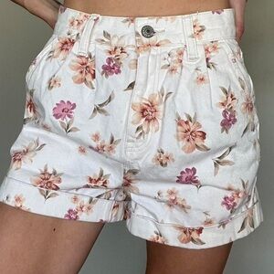 American Eagle Outfitters Floral Women's Shorts - Pink and Brown